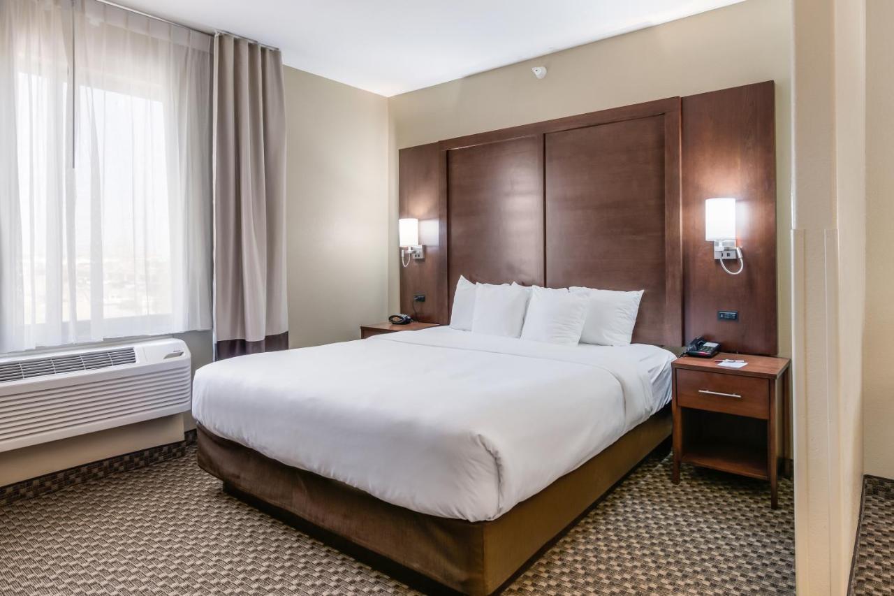 Comfort Suites Форт-Стоктон Экстерьер фото