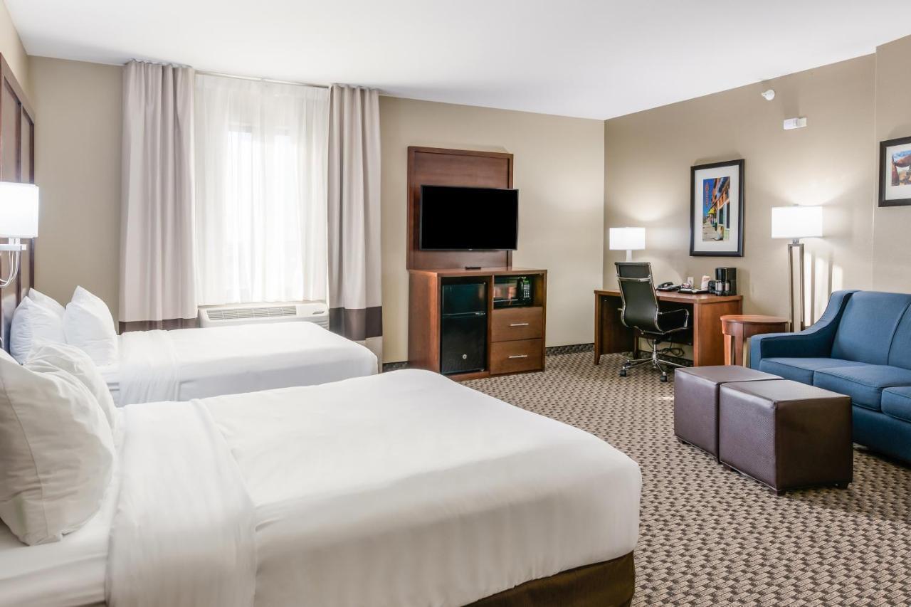 Comfort Suites Форт-Стоктон Экстерьер фото