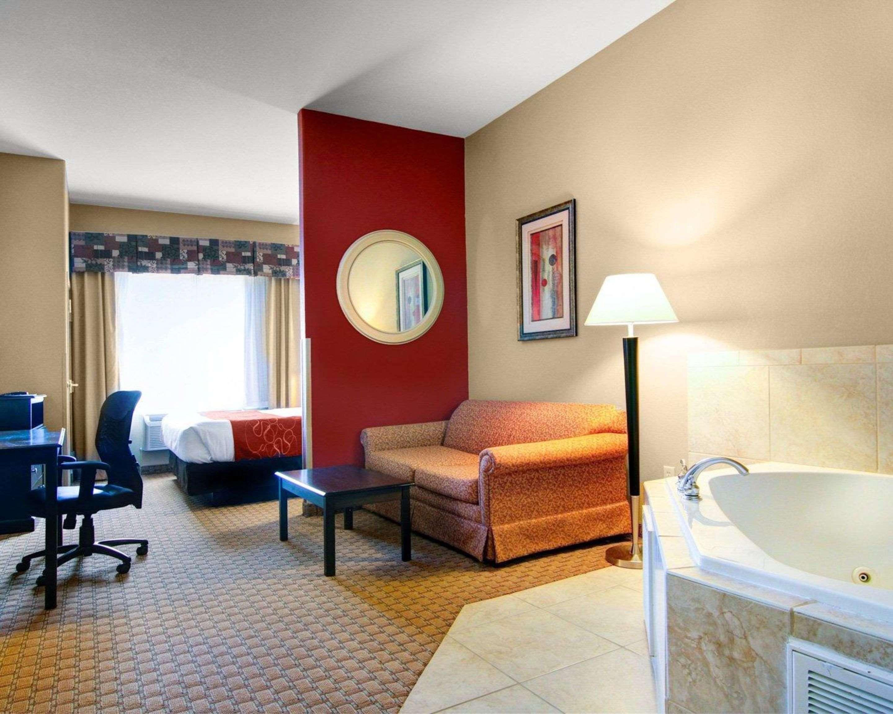 Comfort Suites Форт-Стоктон Экстерьер фото