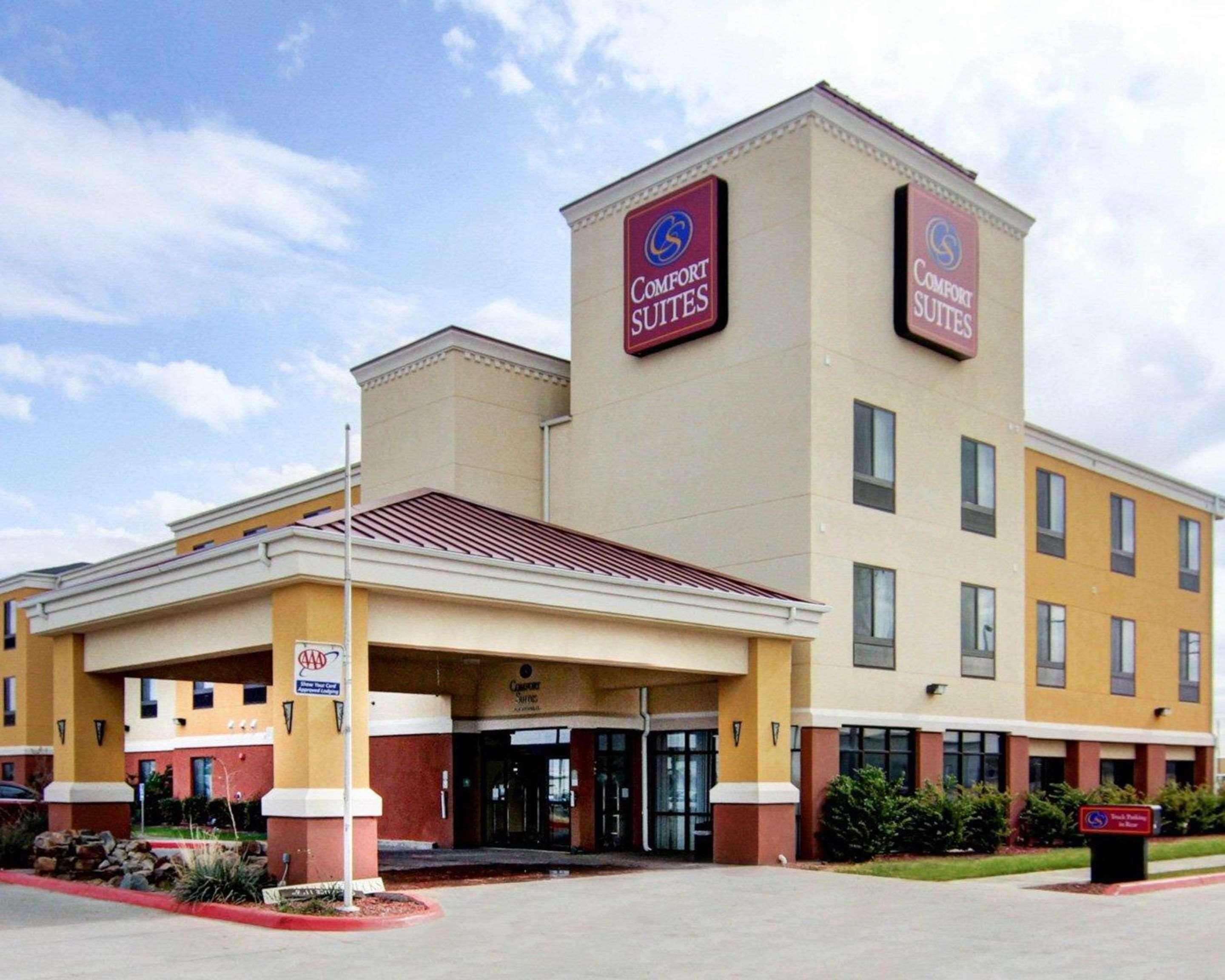 Comfort Suites Форт-Стоктон Экстерьер фото